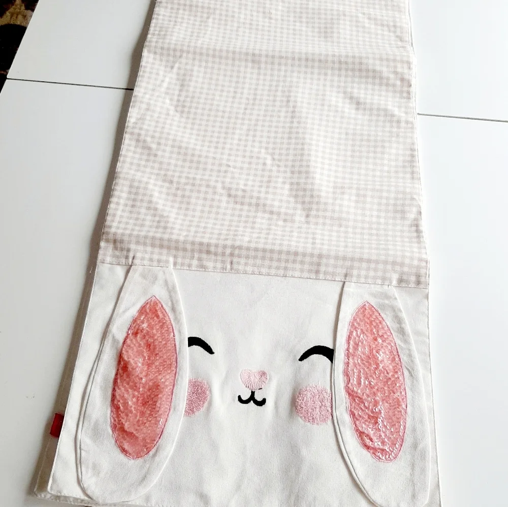 NWT ISAAC MIZRAHI EASTER TABLE RUNNER - Picture 2 of 14